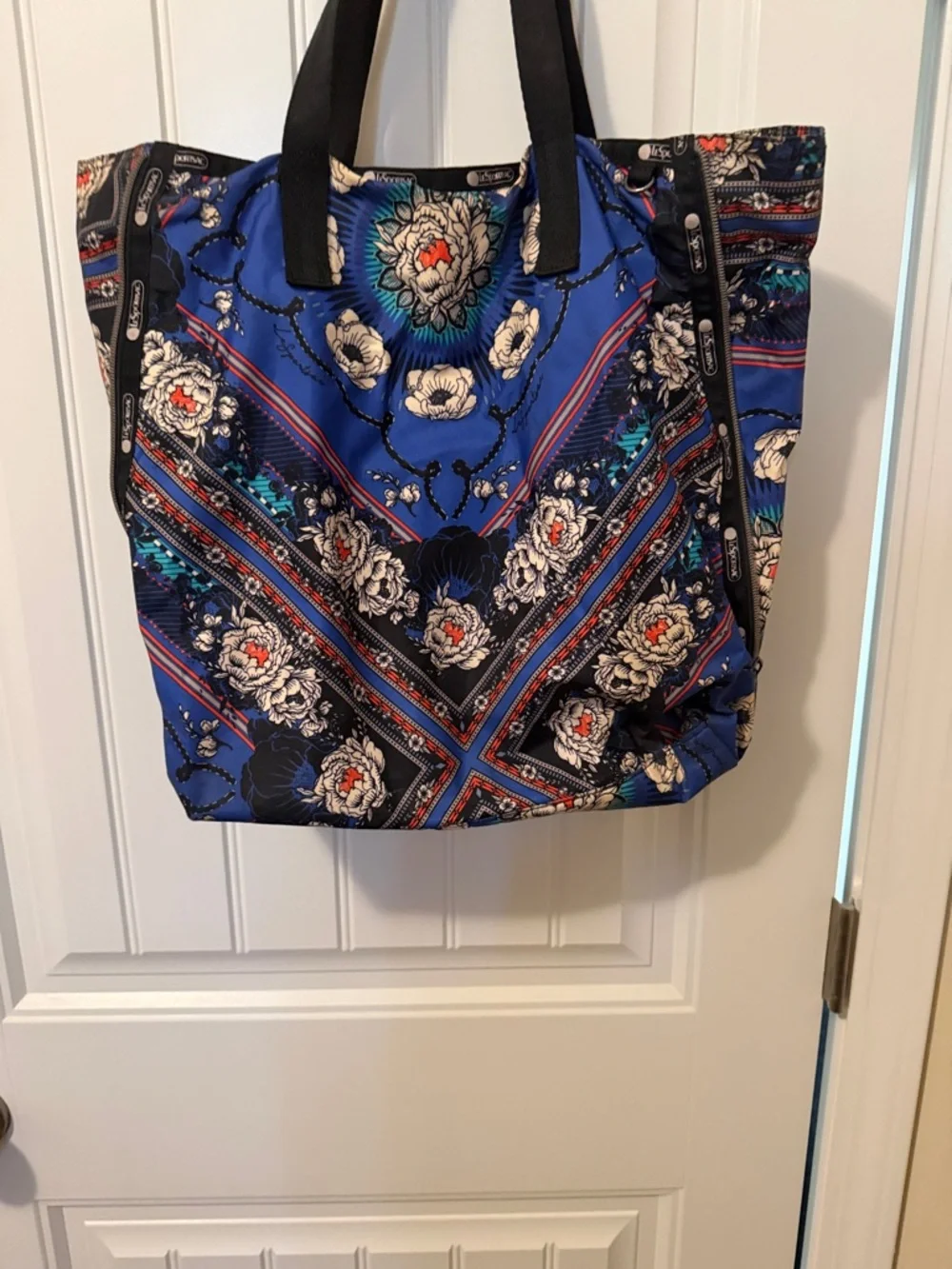 Lesportsac Blue Floral Print‎ Tote with Black Straps